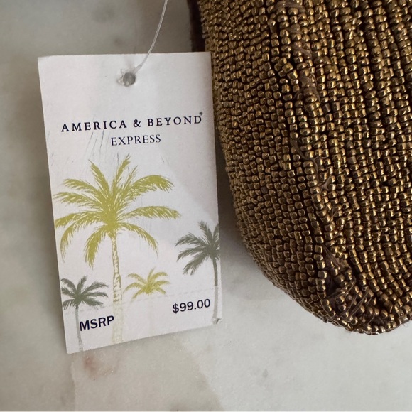 NWT Women America & Beyond Beaded embellished Camouflage landscape shoulder bag - Picture 9 of 10